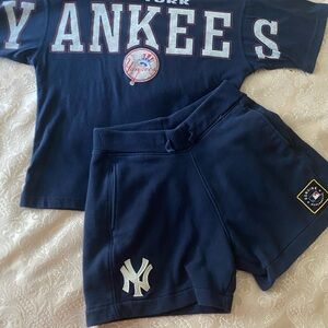 Genuine Merchandise Navy Yankees Kids Set